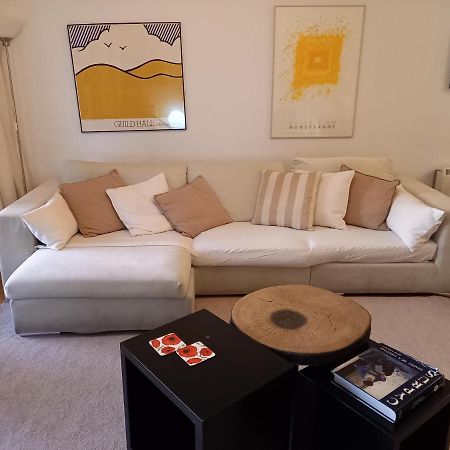 Seaside Spacious Apartment With Sea View Limassol Ngoại thất bức ảnh