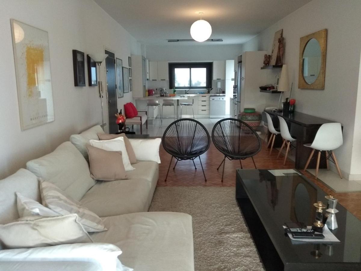 Seaside Spacious Apartment With Sea View Limassol Ngoại thất bức ảnh