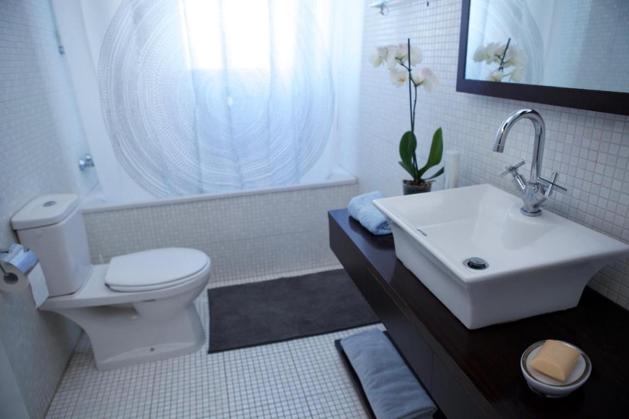 Seaside Spacious Apartment With Sea View Limassol Ngoại thất bức ảnh